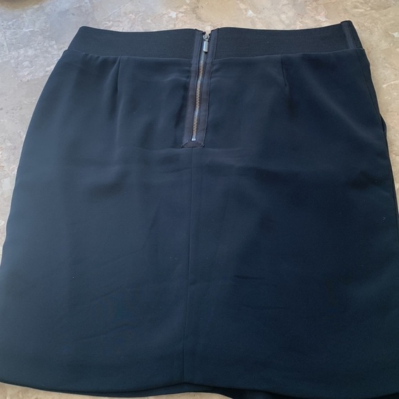 Club Monaco Benellie Skirt 10 faux wrap pleated midi elastic waist pockets - Picture 10 of 14